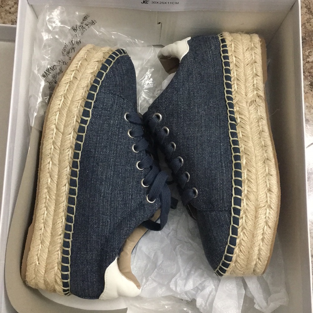 Steve Madden Denim Shoes - Picture 7 of 7
